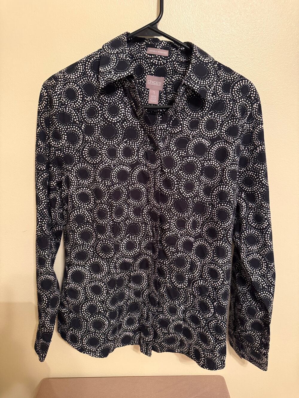Chico’s Black & Ivory Abstract Geometric Circle Print Blouse size 1